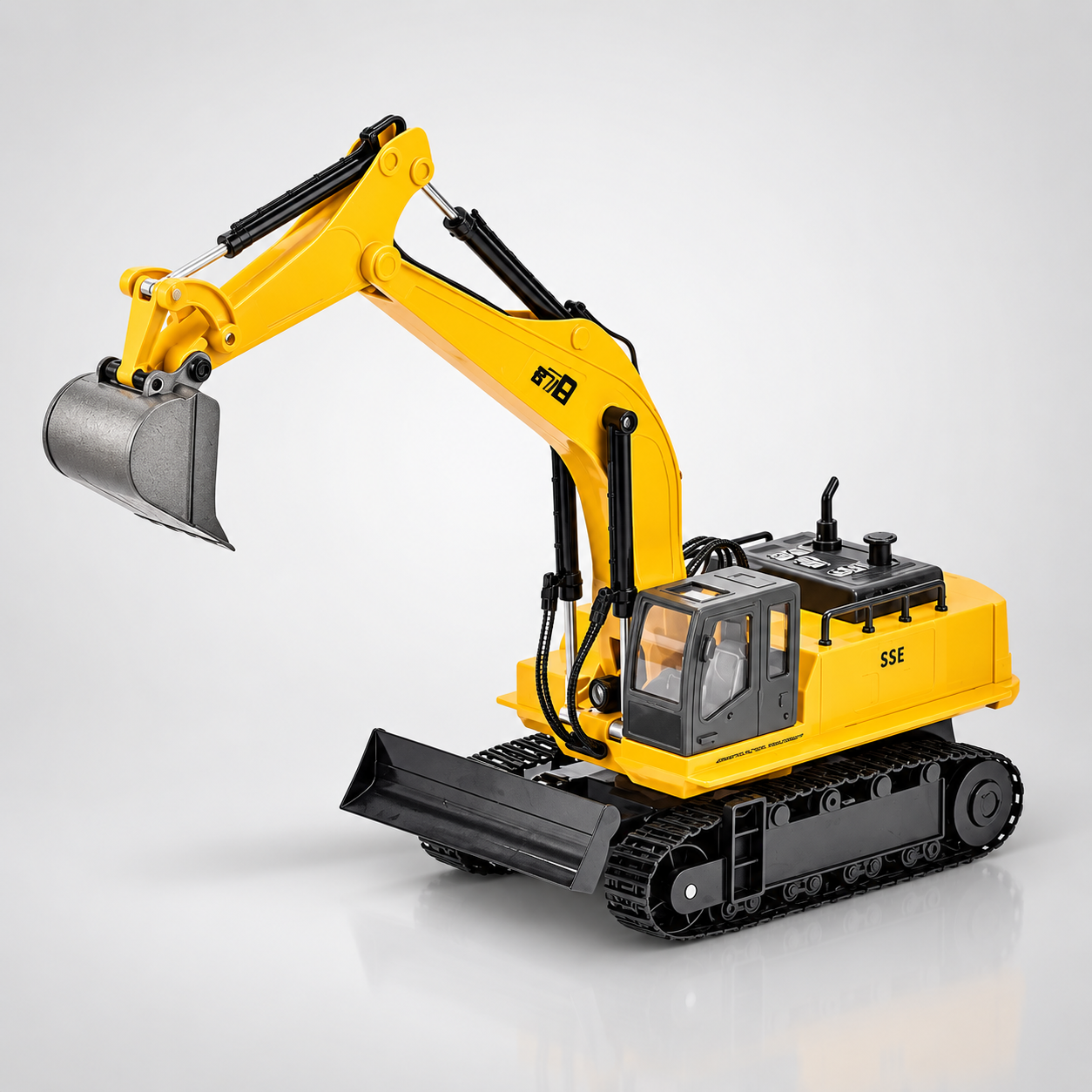 678 - 1:14 Scale 15-Channel RC Alloy Excavator | 2.4GHz Full Function Remote Control Construction Digger with 680° Rotation, Lights & Sound - 8080E