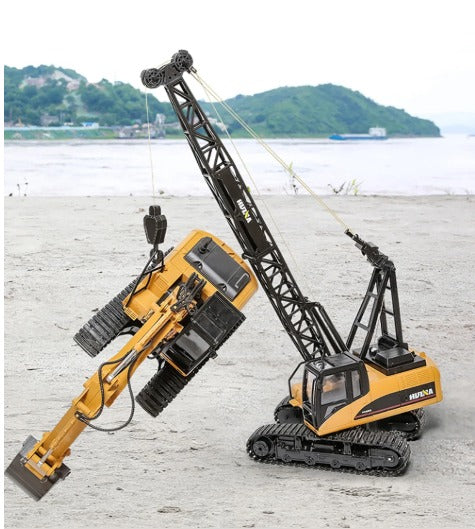 Huina 1572 - 1:14 RC Tracked Crane | 2.4GHz 15CH Alloy Construction Crawler with Grab Hook, Realistic Lights & Sound