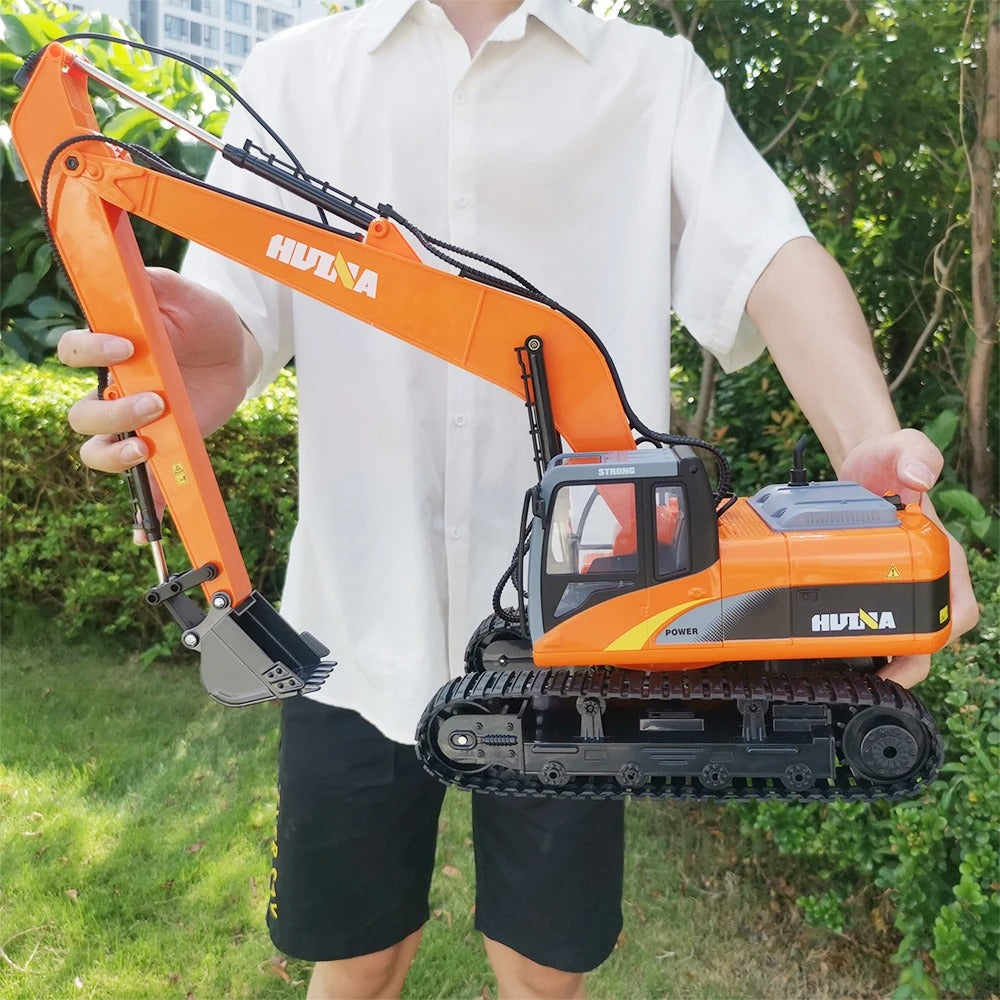 Huina 1551 - 1:14 RC Long Arm Excavator | 2.4GHz 15CH Alloy Construction Digger with Metal Bucket, Lights & Sound description image 2