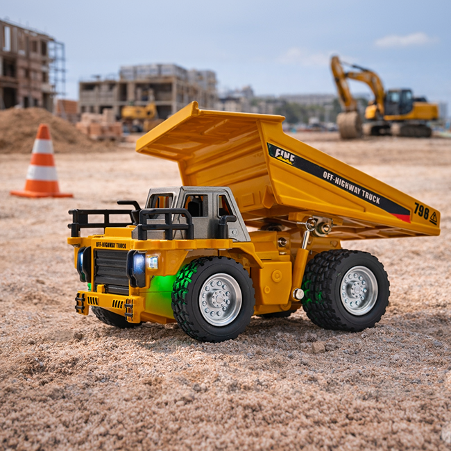 TRASPED - 1:64 Scale Mini RC Alloy Dump Truck | 2.4GHz Remote & App Controlled Off-Highway Engineering Vehicle with Functional Dump Bed, LED Lights, Sound Effects & Rechargeable Battery | Age 6+
