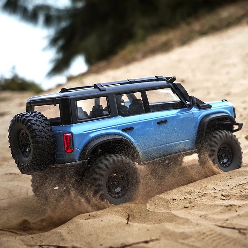 HB Toys HB-R1601 / HB-R1602 / HB-R1603 - 1:16 Scale RC Bronco Style Rock Crawler 4WD Off-Road Climbing Car, 2.4GHz Remote Control, IPX4 Splash Resistant, LED Lights, 7.4V Rechargeable Battery, RTR