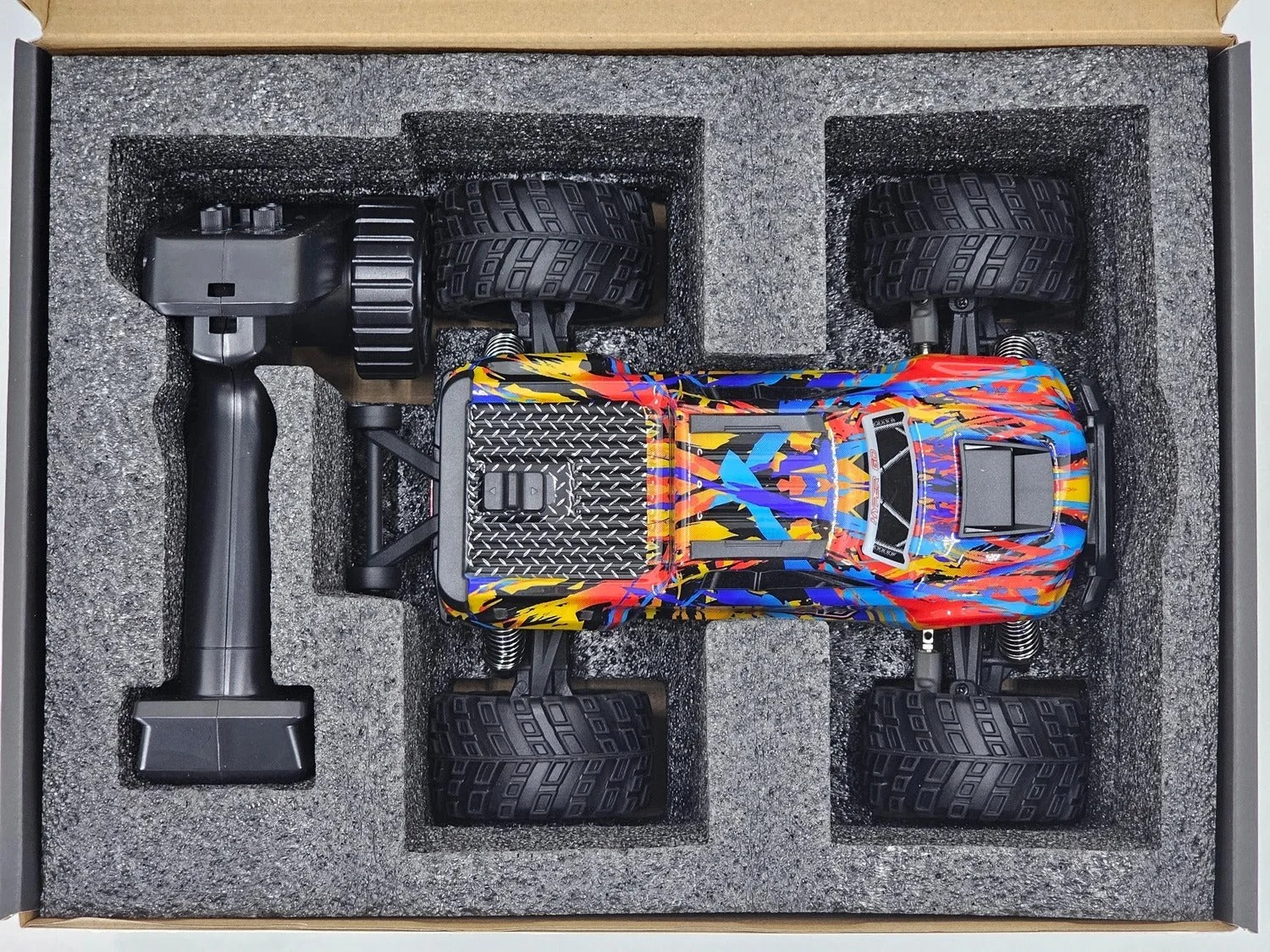 MJX Hyper Go 20208 - 1:20 4WD Brushless RC Monster Truck, 1806 4400KV Motor, 35A ESC, 39km/h, 7.4V 850mAh LiPo Battery, Oil-Filled Shocks, Metal Differential, 2.4GHz Radio, LED Lights description image 11